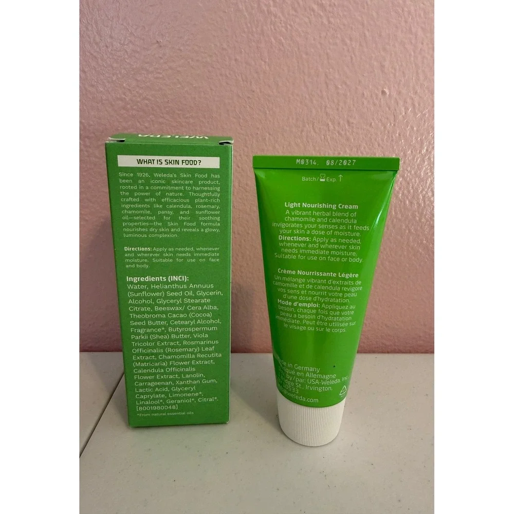 Weleda Skin Food Light Moisturizer Face and Body Care 2.5 fl oz 75ml New in Box - Picture 2 of 2